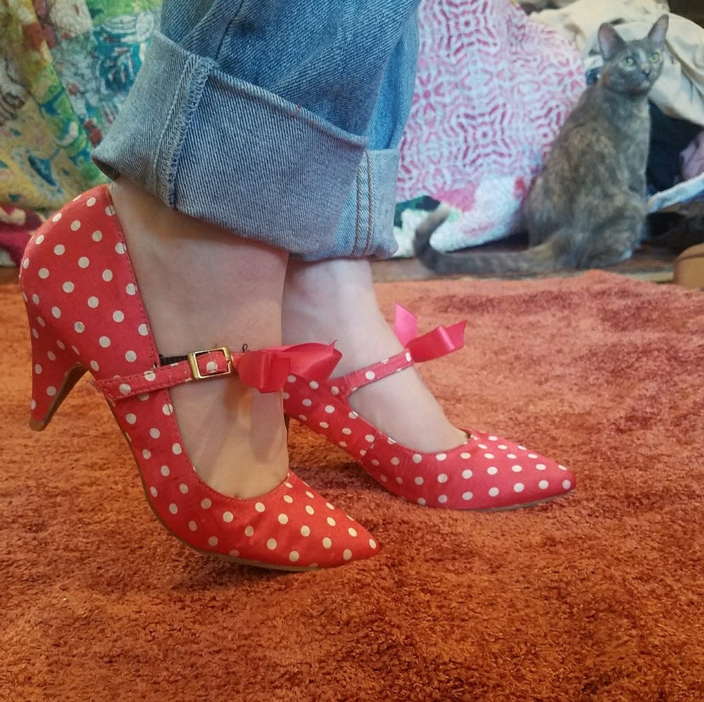 Bowed Polka Dot Heels